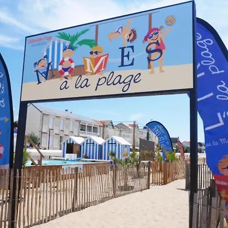 Holiday home Maison *** Avec Cour 3km Et La Rochelle *