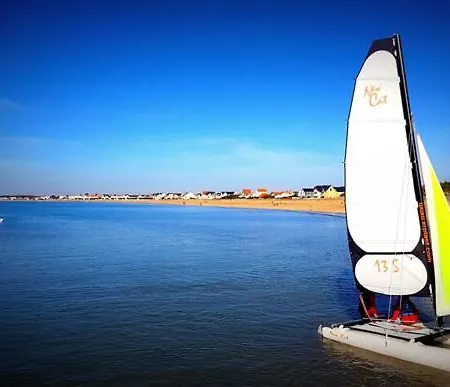 Holiday home Maison *** Avec Cour 3km Et La Rochelle *